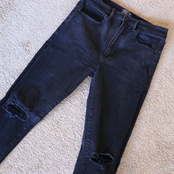Abercrombie and Fitch Ultra High Rise Super Skinny Black Jeans 10 30 R - Picture 3 of 10